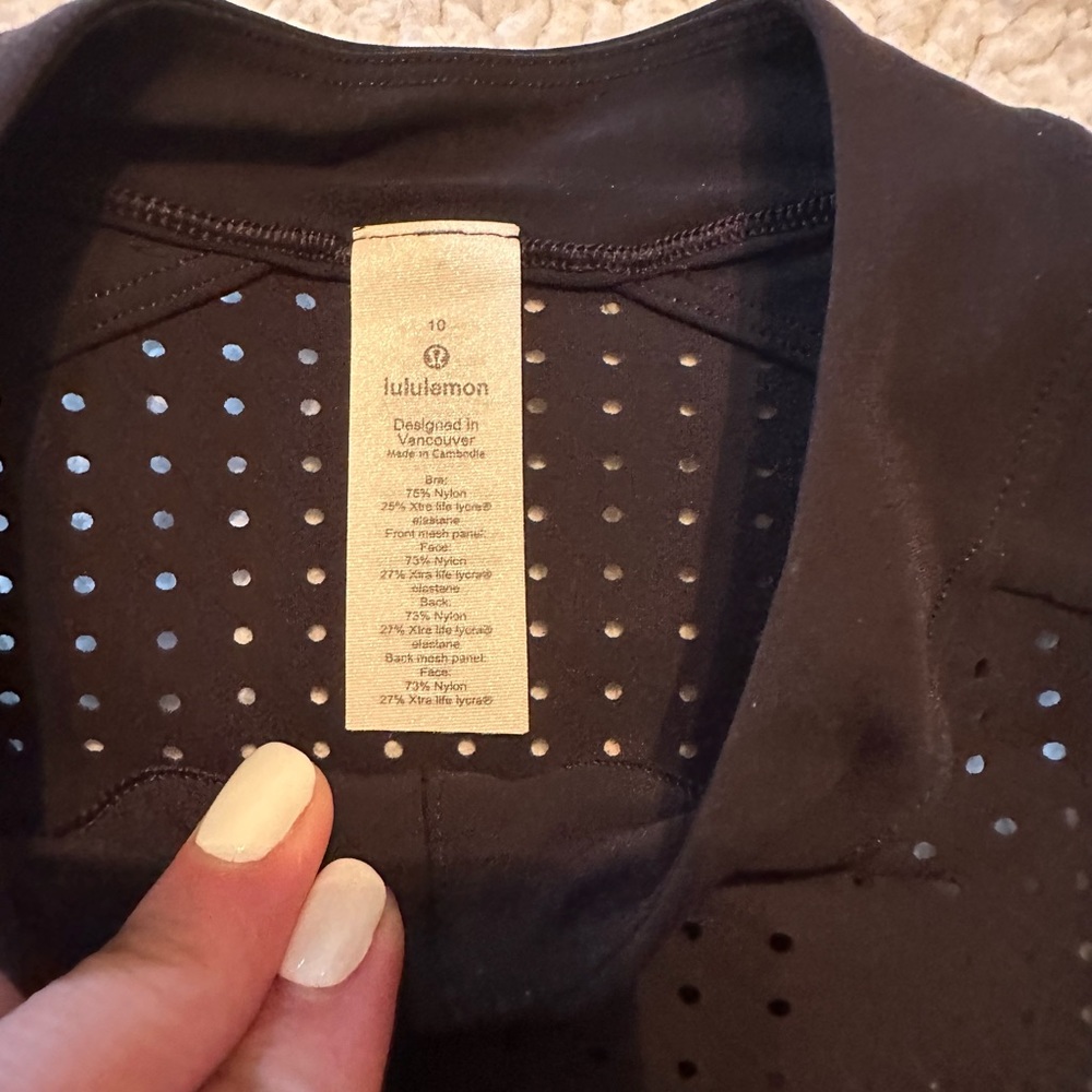 Lululemon Unleash Strength Sports Bra